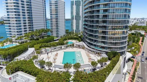 500 Alton Road Miami Beach FL 33139