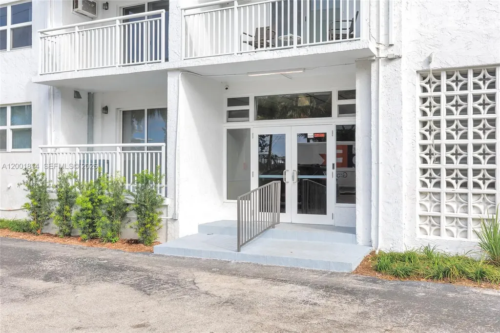 200 S Birch Road Fort Lauderdale FL 33316