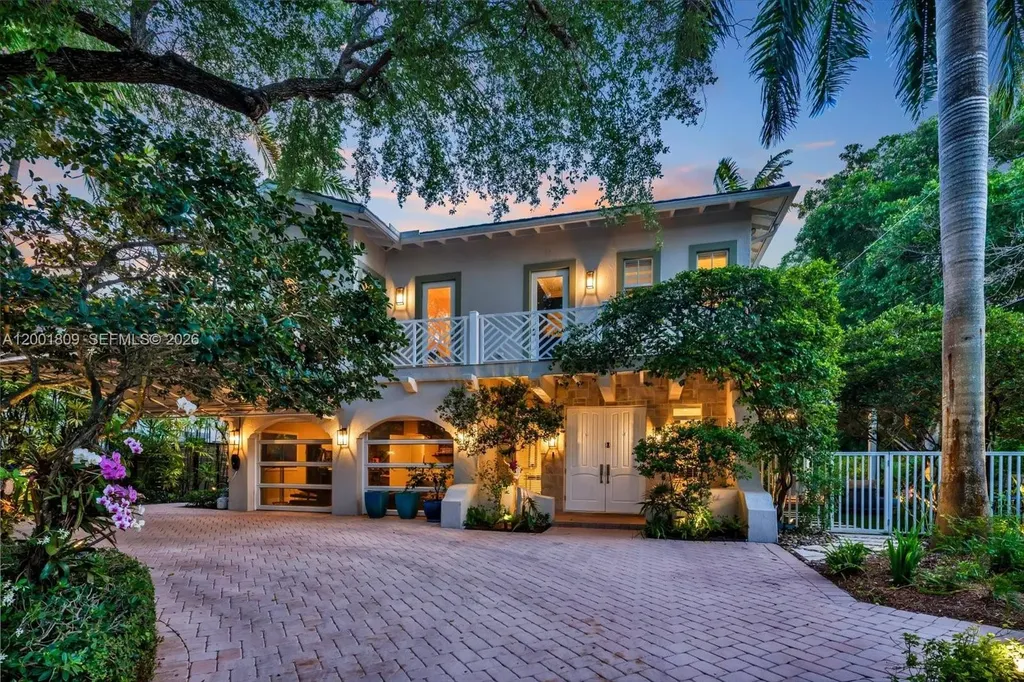 4090 Barbarossa Avenue Miami FL 33133