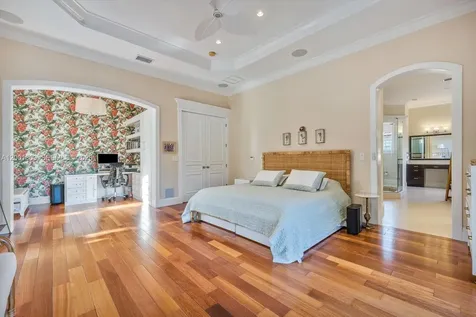 4090 Barbarossa Avenue Miami FL 33133
