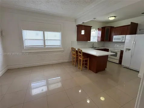 1560 NW 25th Avenue Miami FL 33125