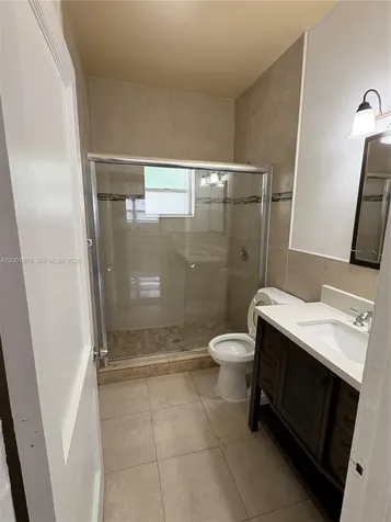 1560 NW 25th Avenue Miami FL 33125