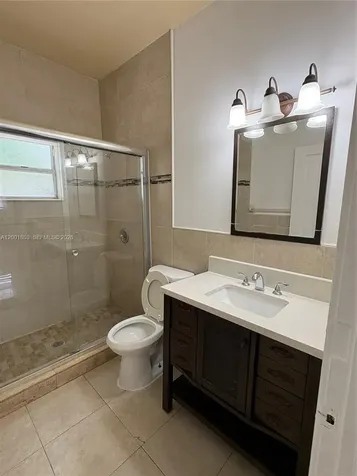 1560 NW 25th Avenue Miami FL 33125