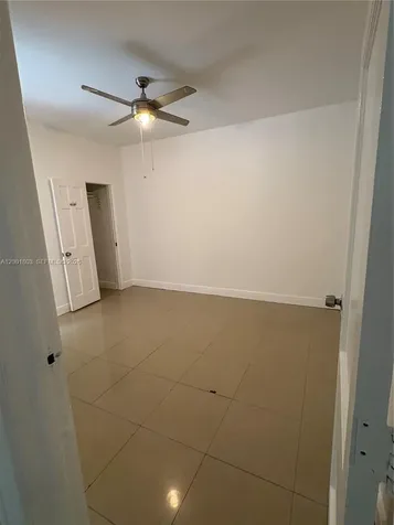 1560 NW 25th Avenue Miami FL 33125