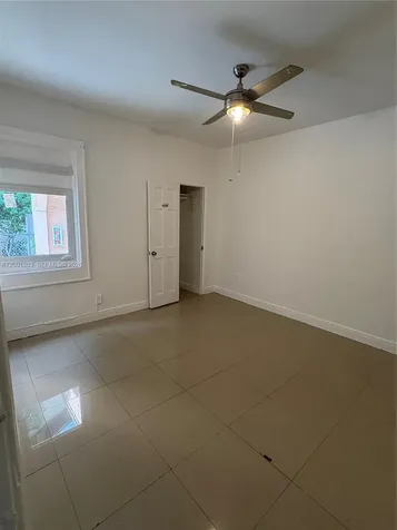 1560 NW 25th Avenue Miami FL 33125
