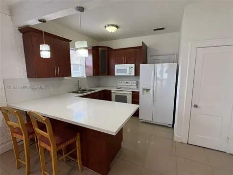 1560 NW 25th Avenue Miami FL 33125