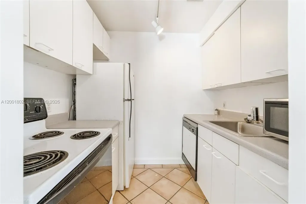 924 NE 17th Terrace Fort Lauderdale FL 33304