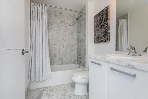 244 Biscayne Boulevard Miami FL 33132