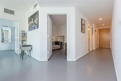 244 Biscayne Boulevard Miami FL 33132