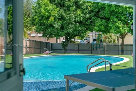 18901 NW 10th Court Miami Gardens FL 33169