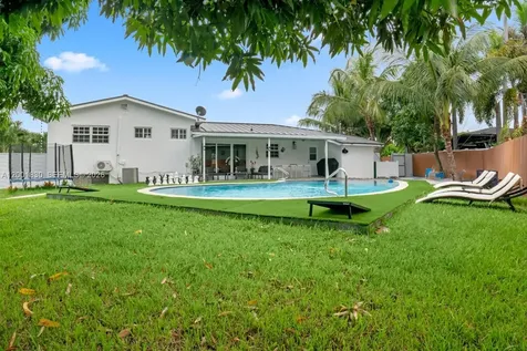 18901 NW 10th Court Miami Gardens FL 33169