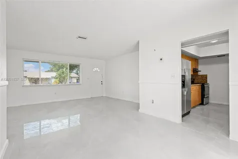 7491 Hope Street Hollywood FL 33024