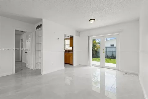 7491 Hope Street Hollywood FL 33024