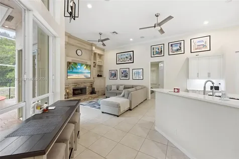 6113 NW 53rd Circle Coral Springs FL 33067
