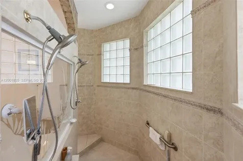 6113 NW 53rd Circle Coral Springs FL 33067