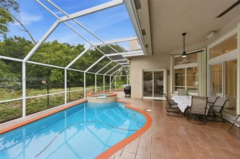 6113 NW 53rd Circle Coral Springs FL 33067