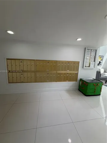 200 Lakeview Drive Weston FL 33326