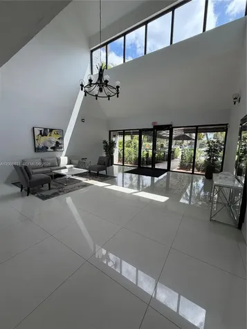 200 Lakeview Drive Weston FL 33326