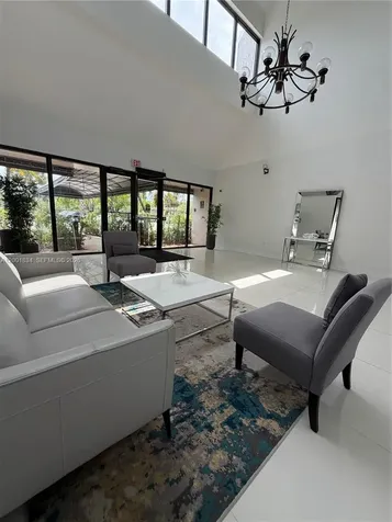 200 Lakeview Drive Weston FL 33326