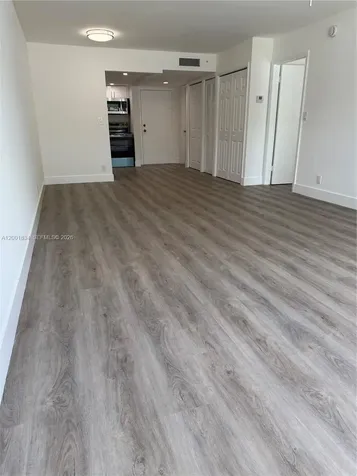 200 Lakeview Drive Weston FL 33326