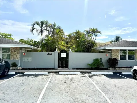 924 NE 17th Terrace Fort Lauderdale FL 33304