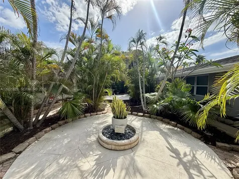 924 NE 17th Terrace Fort Lauderdale FL 33304