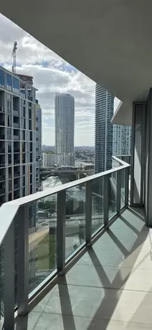 77 SE 5th Street Miami FL 33131