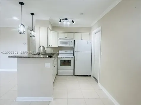 131 NW 57th Street Oakland Park FL 33309