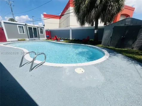 131 NW 57th Street Oakland Park FL 33309