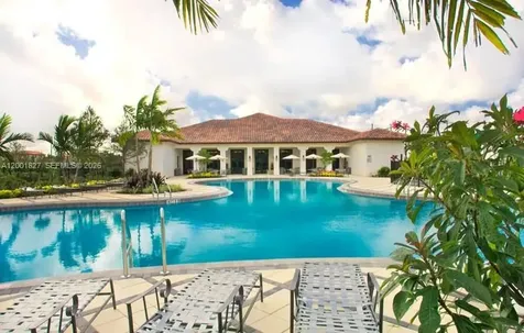 8537 NW 39th Court Cooper City FL 33024