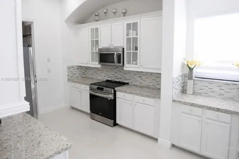 8537 NW 39th Court Cooper City FL 33024