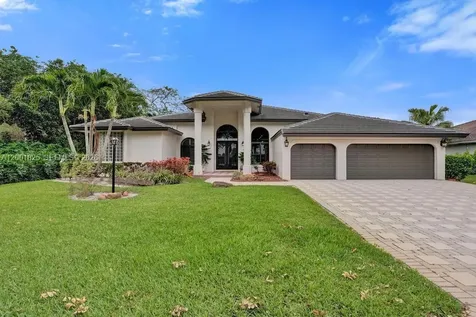9724 NW 66th Place Parkland FL 33076