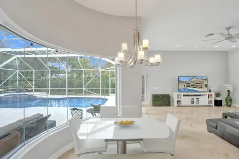 9724 NW 66th Place Parkland FL 33076