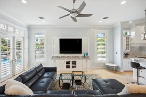 1008 Mandarin Isle Fort Lauderdale FL 33315