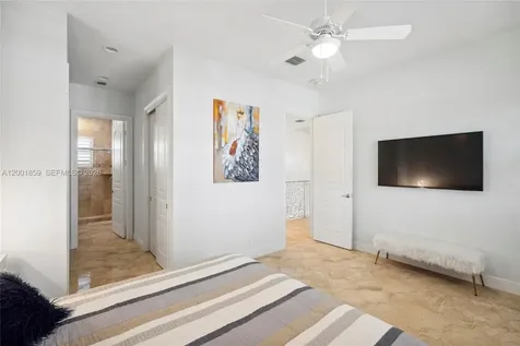 1008 Mandarin Isle Fort Lauderdale FL 33315