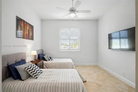 1008 Mandarin Isle Fort Lauderdale FL 33315