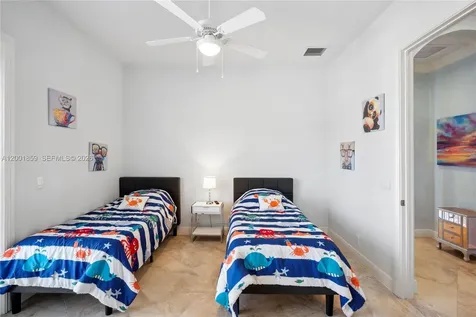 1008 Mandarin Isle Fort Lauderdale FL 33315