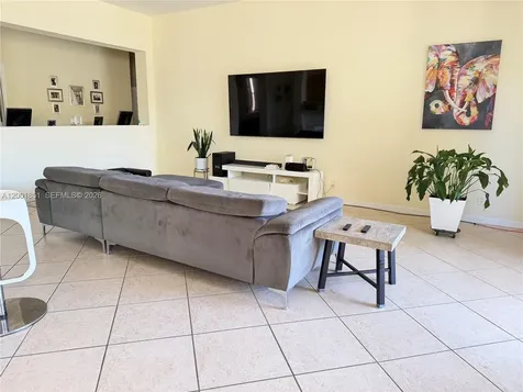 1006 Sunflower Circle Weston FL 33327