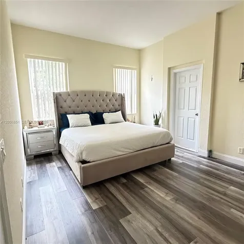 1006 Sunflower Circle Weston FL 33327
