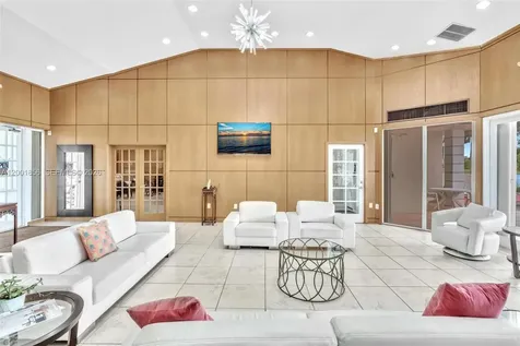 2820 N Oakland Forest Drive Oakland Park FL 33309