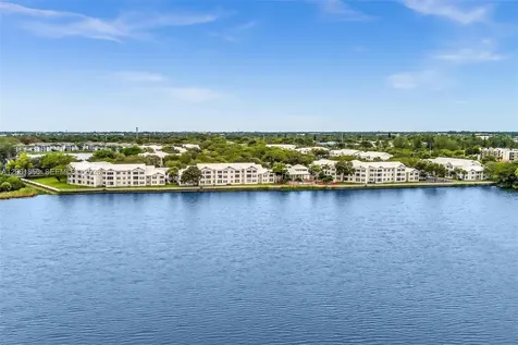 2820 N Oakland Forest Drive Oakland Park FL 33309