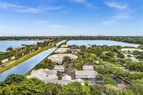2820 N Oakland Forest Drive Oakland Park FL 33309