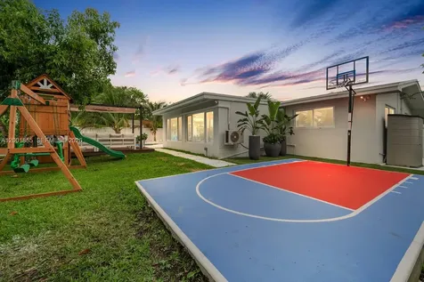 18641 Belview Drive Cutler Bay FL 33157