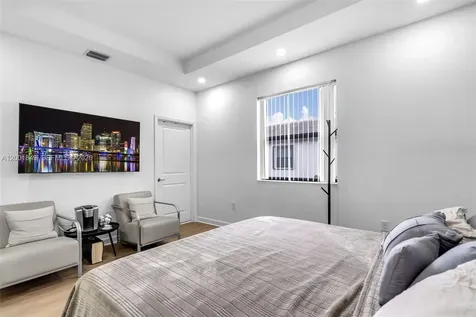 21444 NE 2nd Path Miami FL 33179