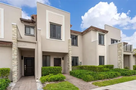 21444 NE 2nd Path Miami FL 33179