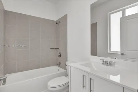 732 SE 13th Court Homestead FL 33034
