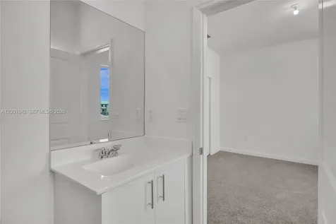 732 SE 13th Court Homestead FL 33034
