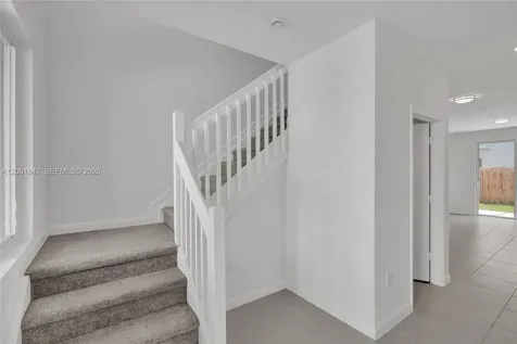 732 SE 13th Court Homestead FL 33034