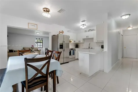 9771 Martinique Drive Cutler Bay FL 33189