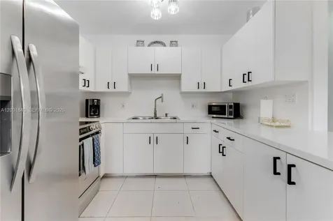 9771 Martinique Drive Cutler Bay FL 33189